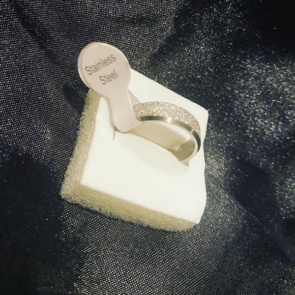 New! Men’s Stainless Steel Ring - Picture 2 of 5